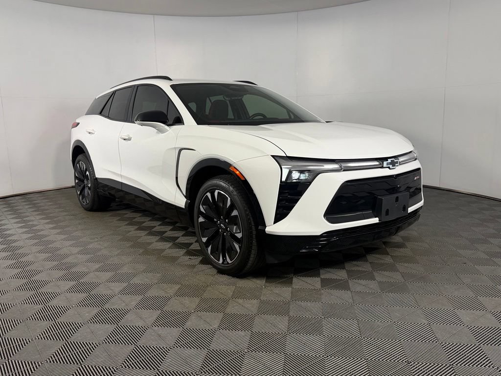 Used 2024 Chevrolet Blazer EV RS AWD/4WD image 4