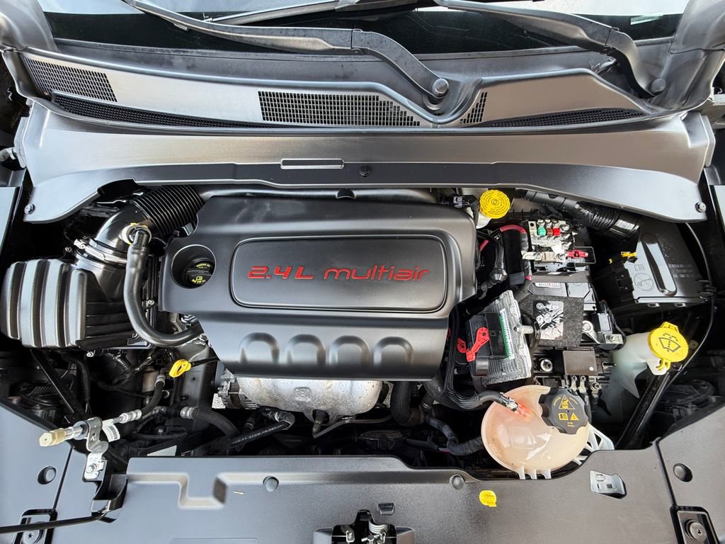 Used 2019 Jeep Compass Latitude AWD/4WD image 9