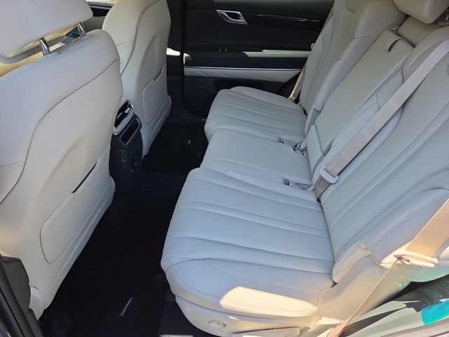 New 2026 Genesis GV80 2.5T RWD image 6