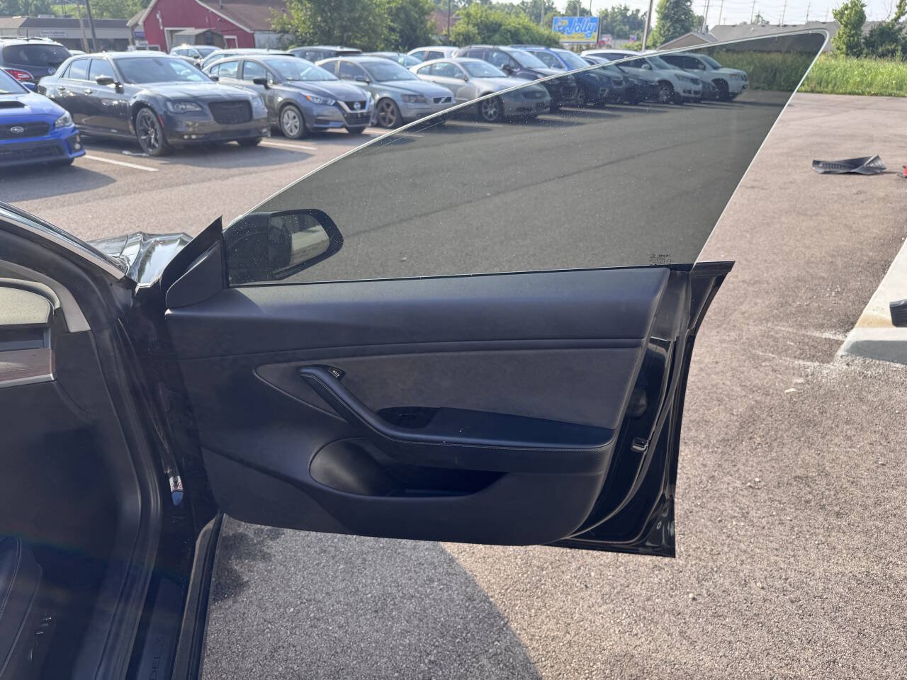 Used 2019 Tesla Model 3 Long Range RWD image 14