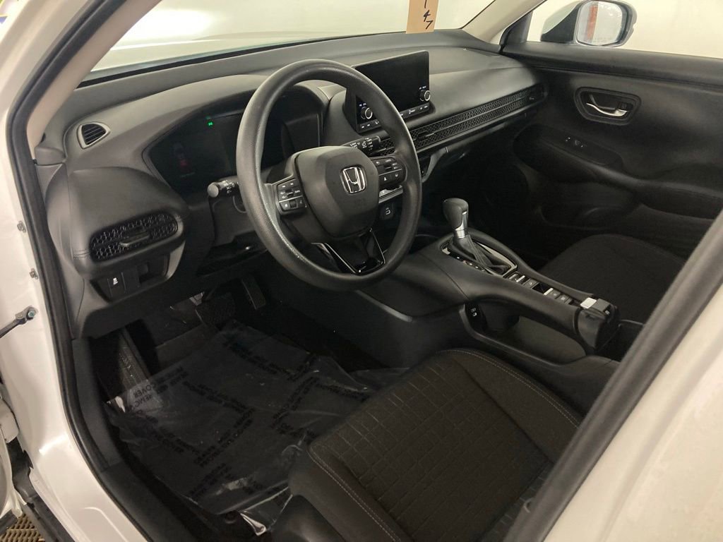 Used 2024 Honda HR-V LX image 13