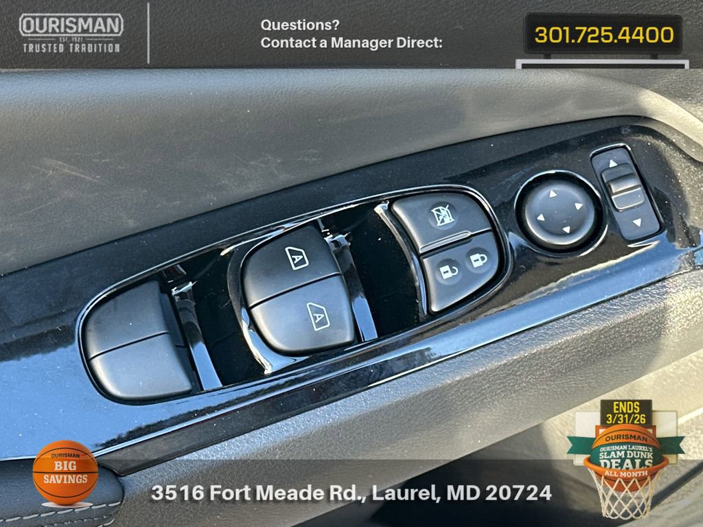 New 2025 Nissan Altima 2.5 SL image 9