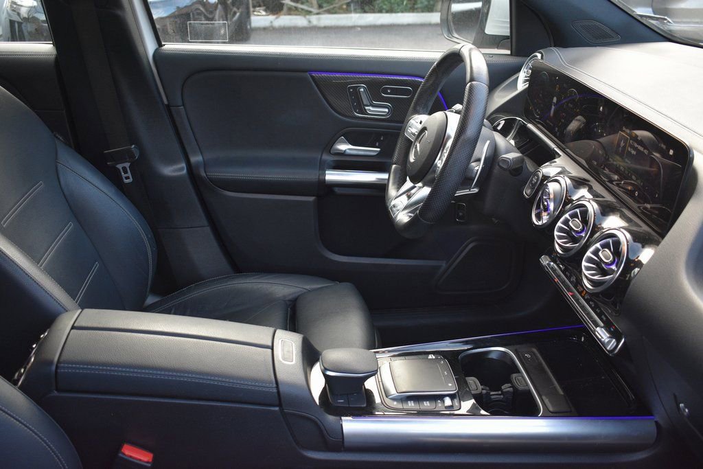 Used 2022 Mercedes-Benz GLA 35 AMG 4MATIC image 27