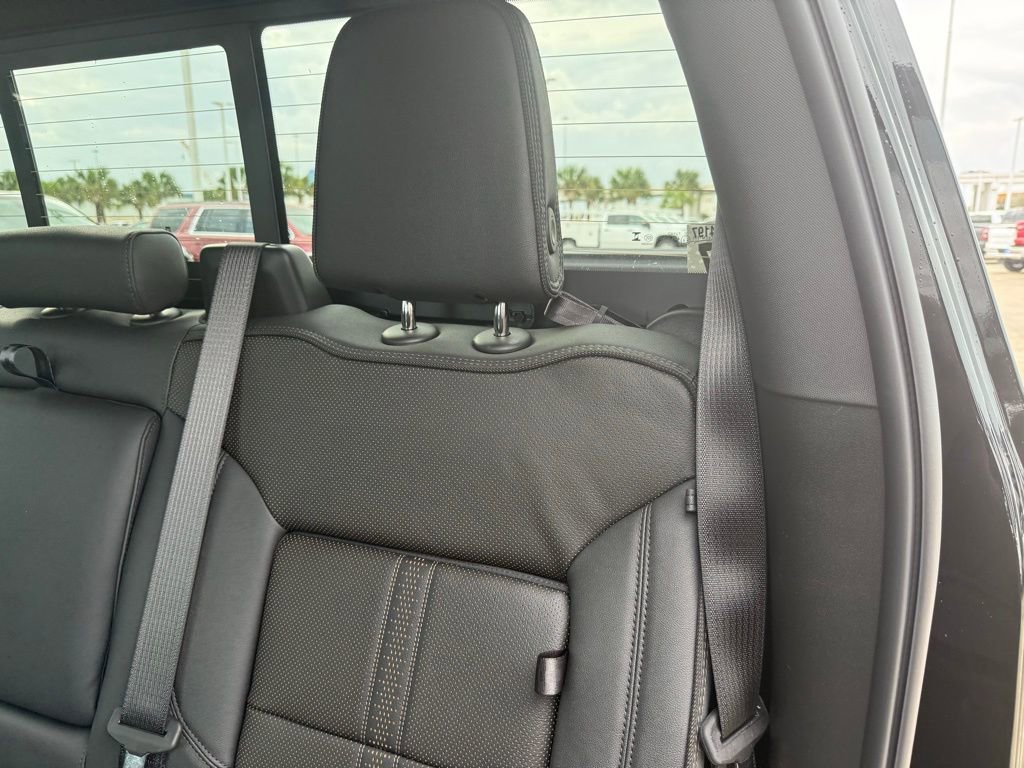 New 2026 Chevrolet Silverado 1500 High Country w/ Technology Package image 30