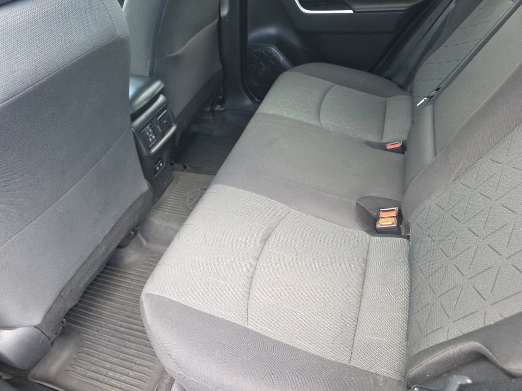Used 2020 Toyota RAV4 XLE w/ Convenience Package AWD/4WD image 12