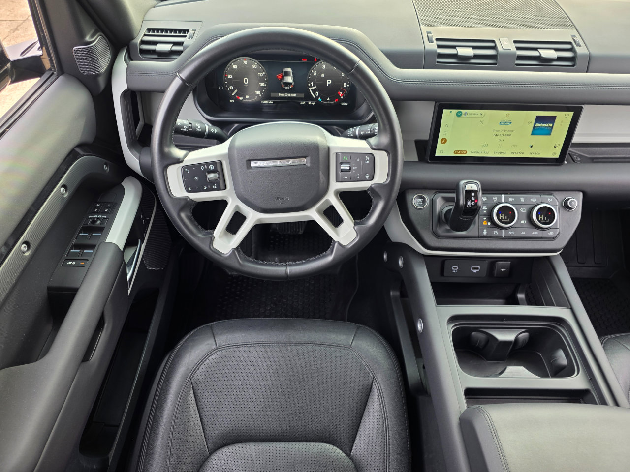 Used 2024 Land Rover Defender 110 S image 13