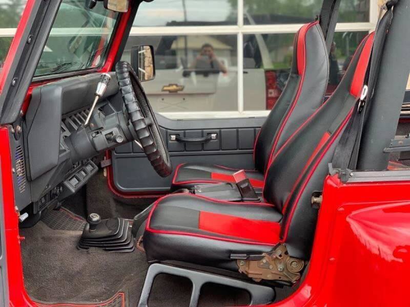 Used 1992 Jeep Wrangler Renegade image 13