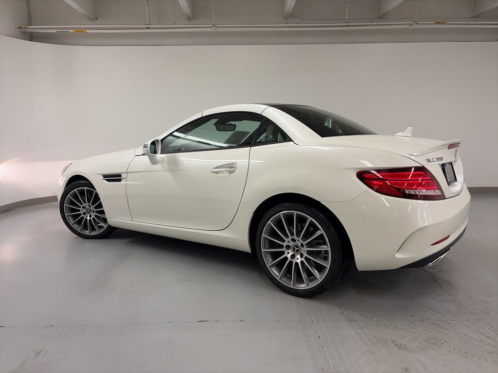 Used 2020 Mercedes-Benz SLC 300 image 8