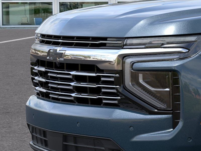 New 2026 Chevrolet Suburban Premier w/ Sun And Tow Package AWD/4WD image 16