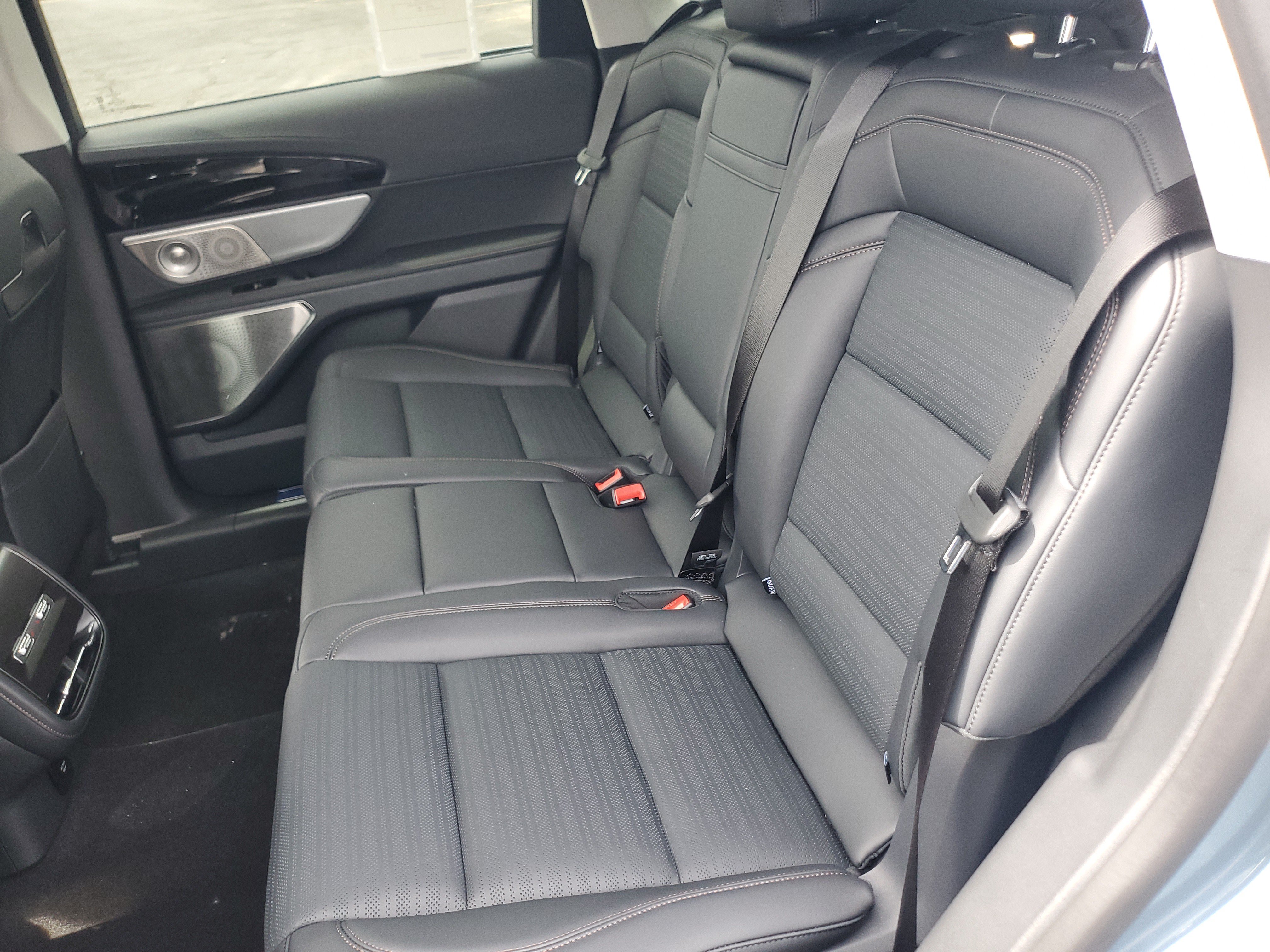 New 2026 Lincoln Nautilus Reserve AWD/4WD image 31