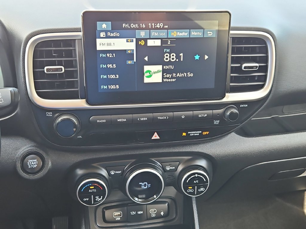 Used 2026 Hyundai Venue SEL FWD image 16