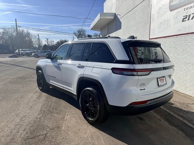 New 2026 Jeep Grand Cherokee Laredo image 9