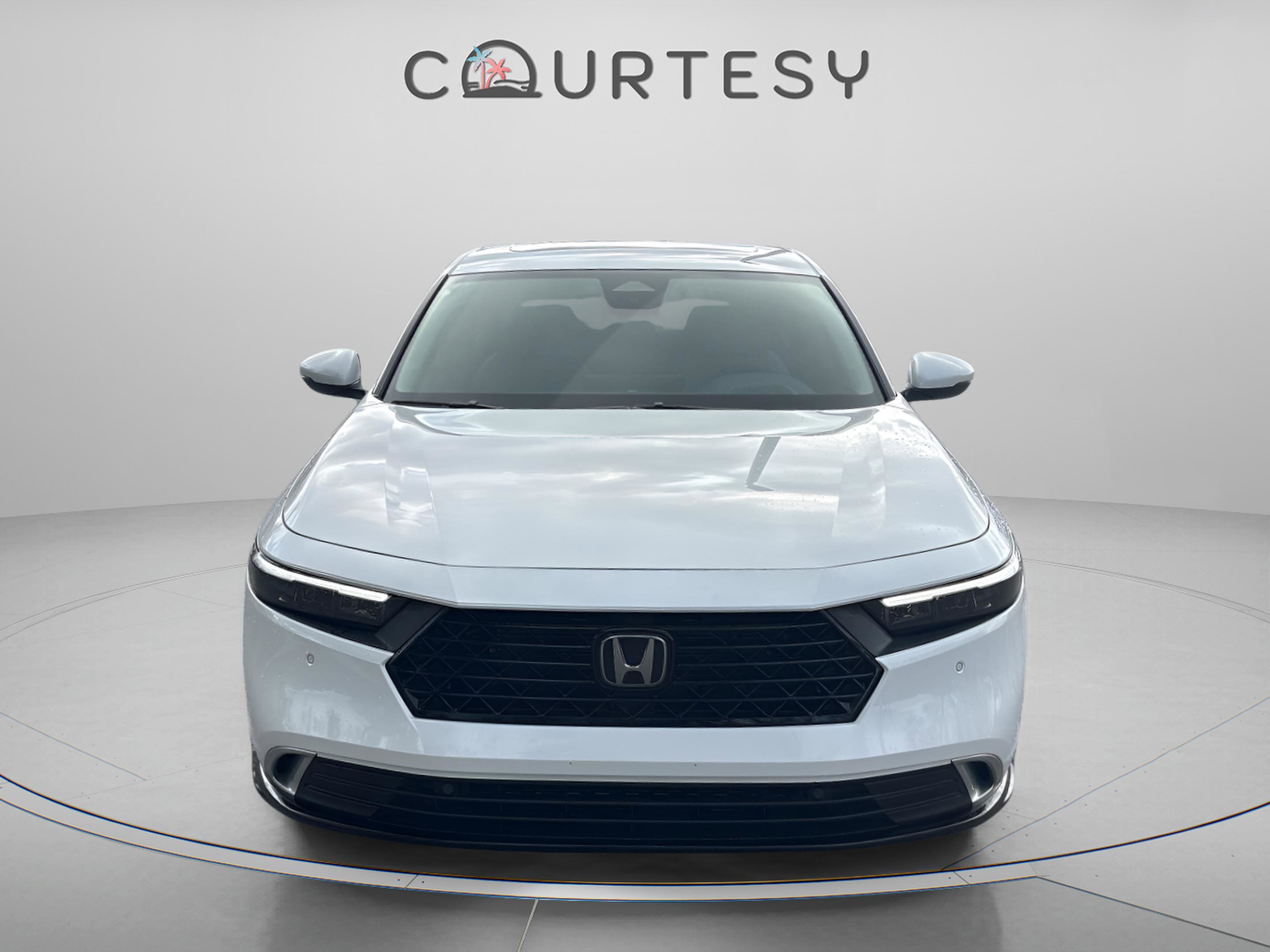 Used 2024 Honda Accord Touring image 10