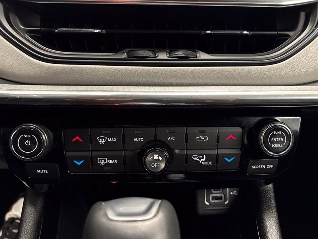 Used 2024 Jeep Compass Limited AWD/4WD image 38