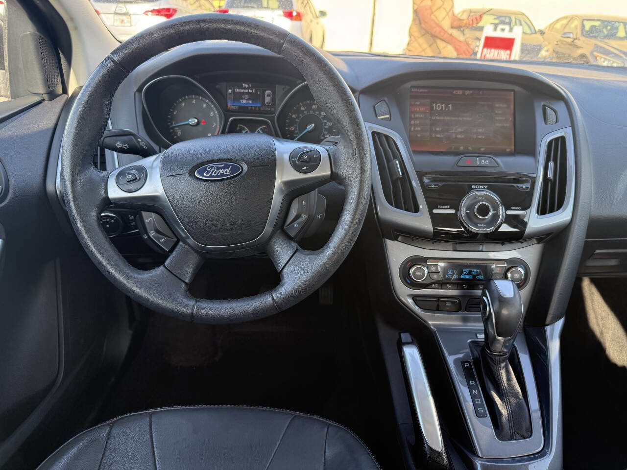 Used 2013 Ford Focus Titanium w/ Titanium Handling Pkg FWD image 14