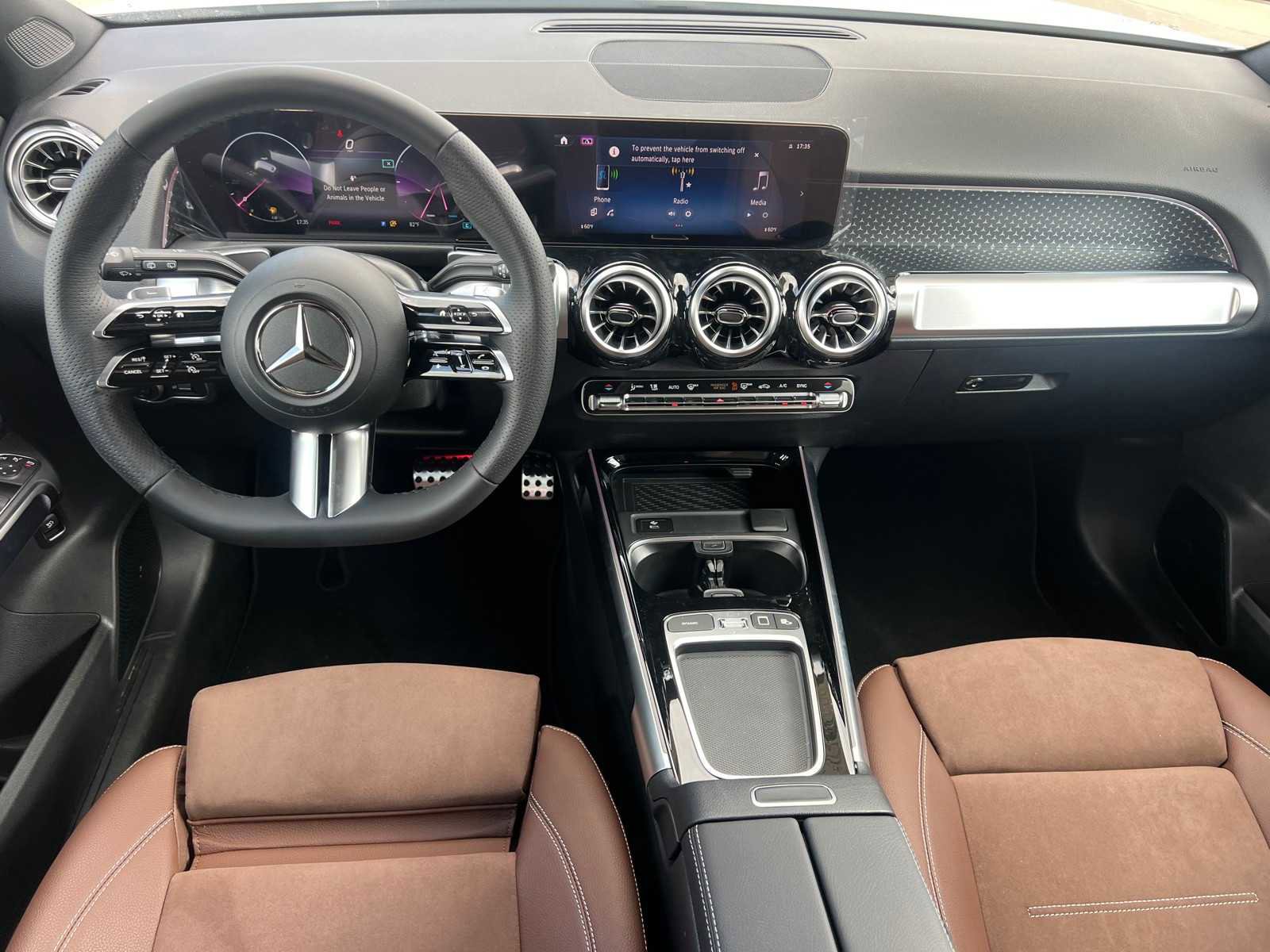 New 2026 Mercedes-Benz GLB 250 image 24