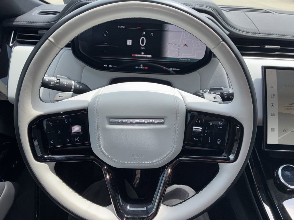 Used 2023 Land Rover Range Rover Sport SE Dynamic image 15