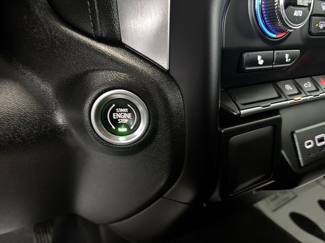 Used 2022 GMC Sierra 1500 SLE image 16