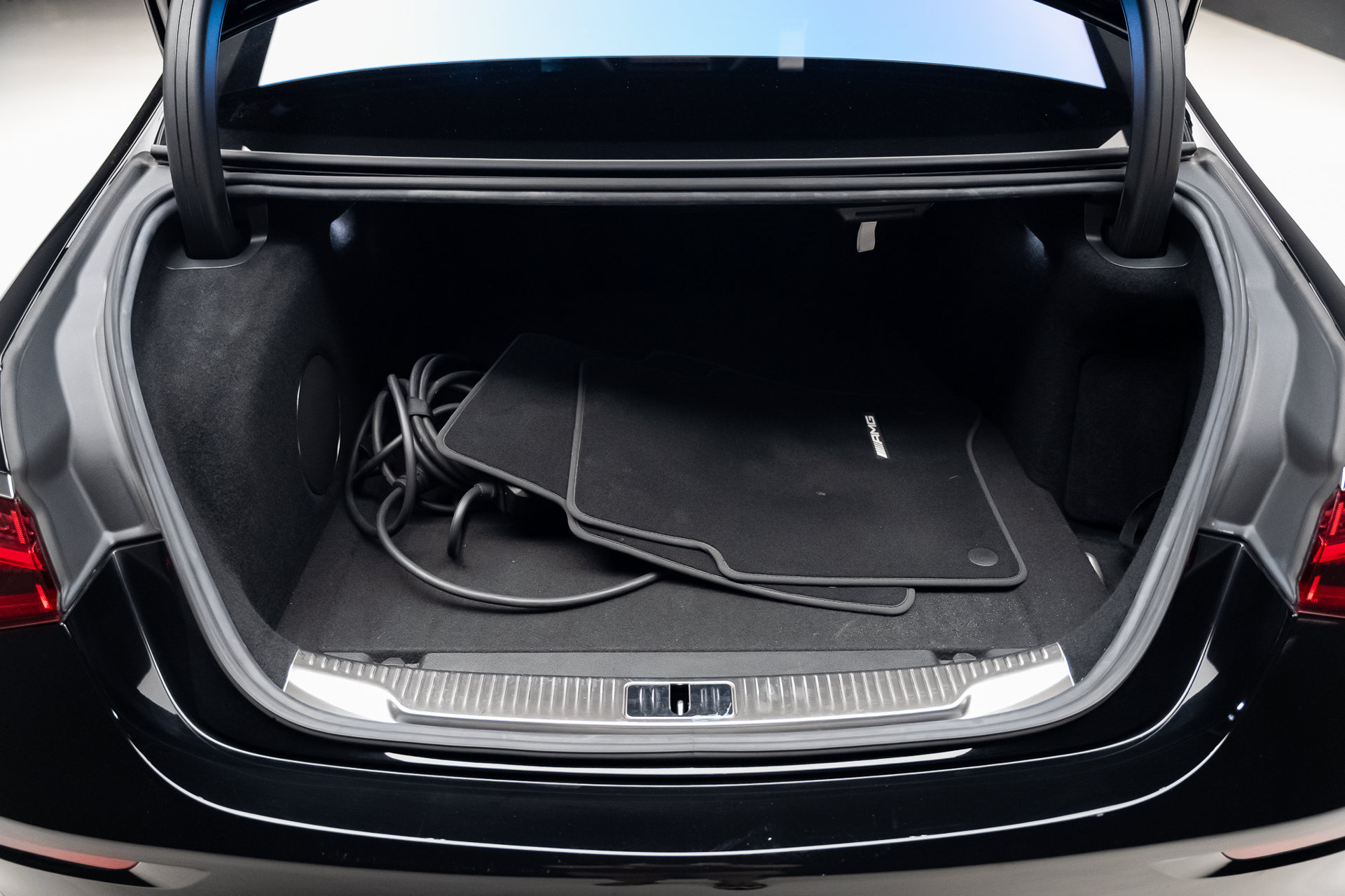 Used 2024 Mercedes-Benz S 63 AMG S image 79