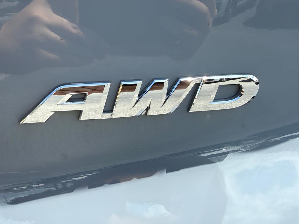 Certified 2025 Honda Passport EX-L image 38