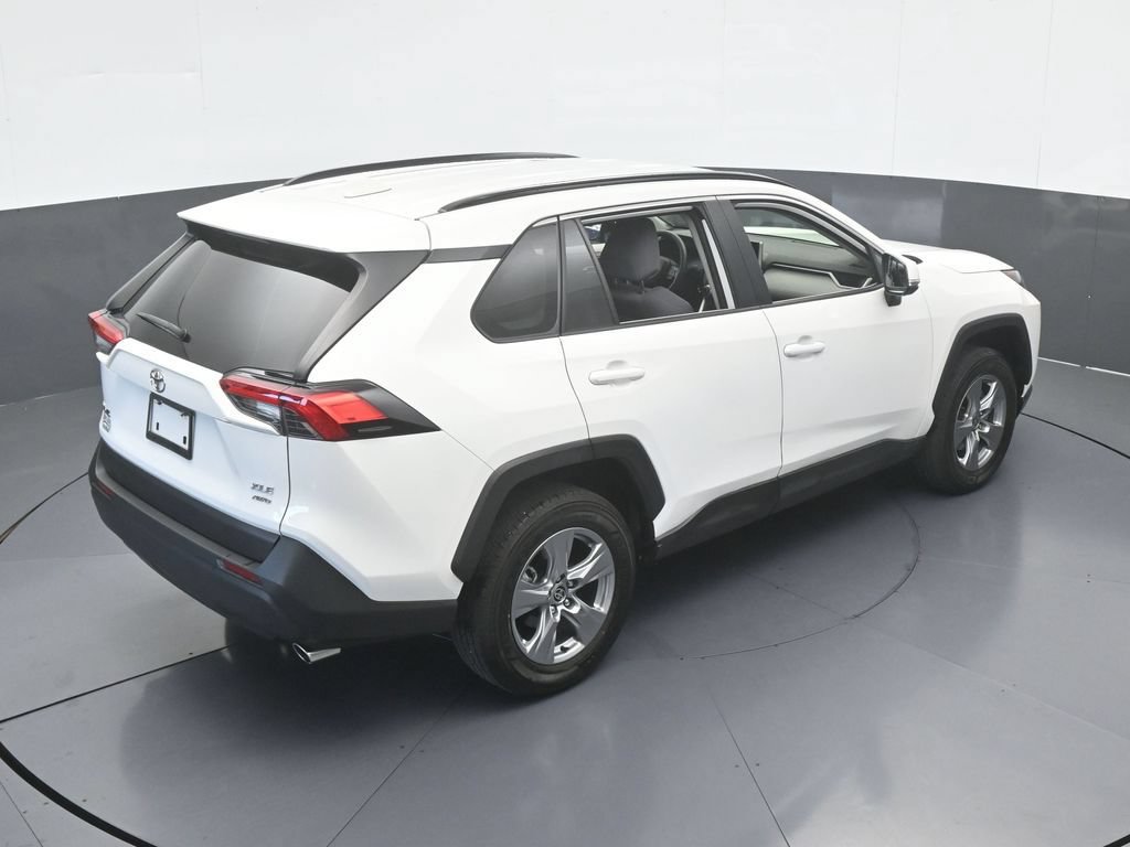 Used 2024 Toyota RAV4 XLE AWD/4WD image 47