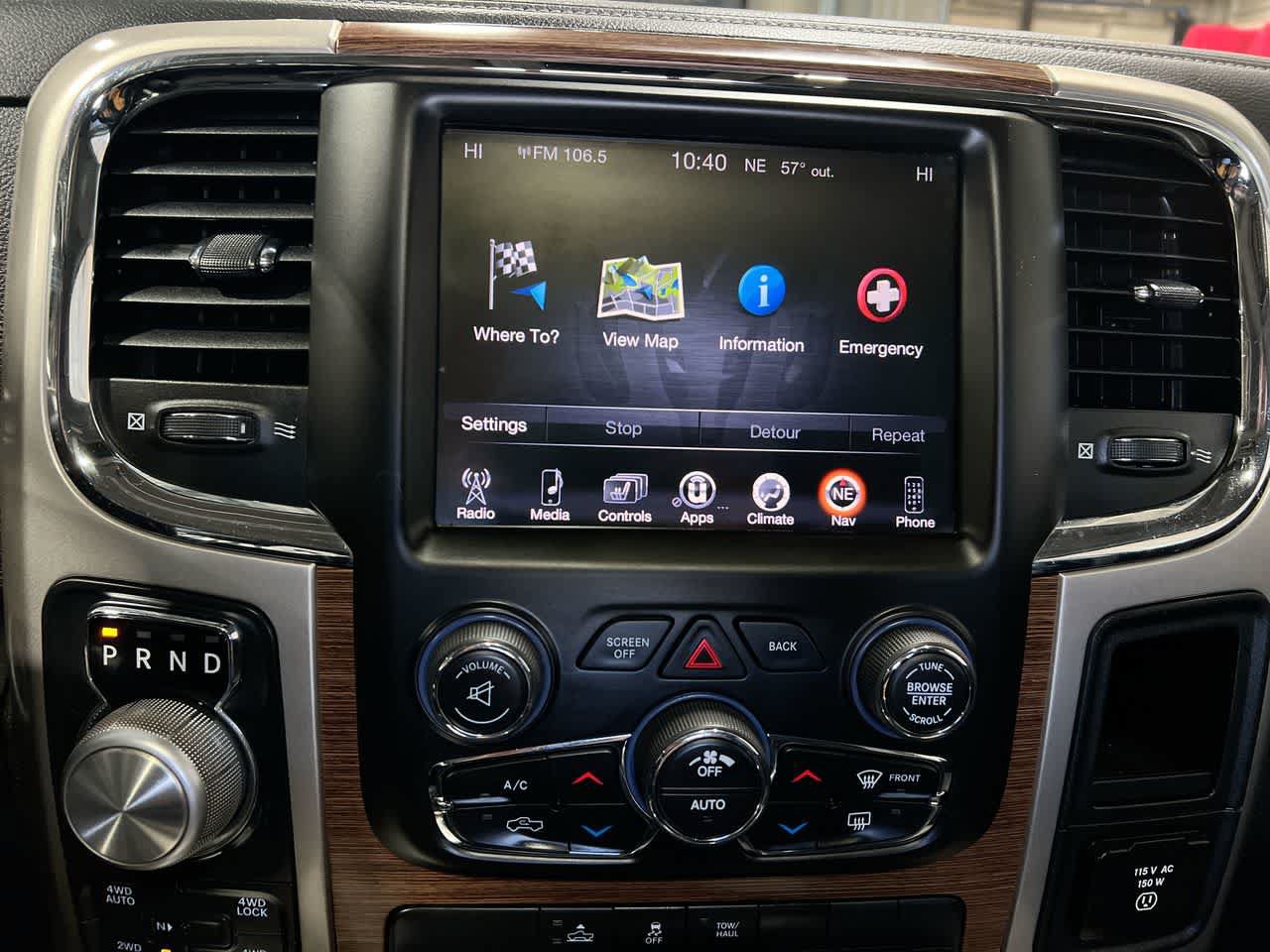 Used 2016 RAM 1500 Laramie w/ Convenience Group AWD/4WD image 18