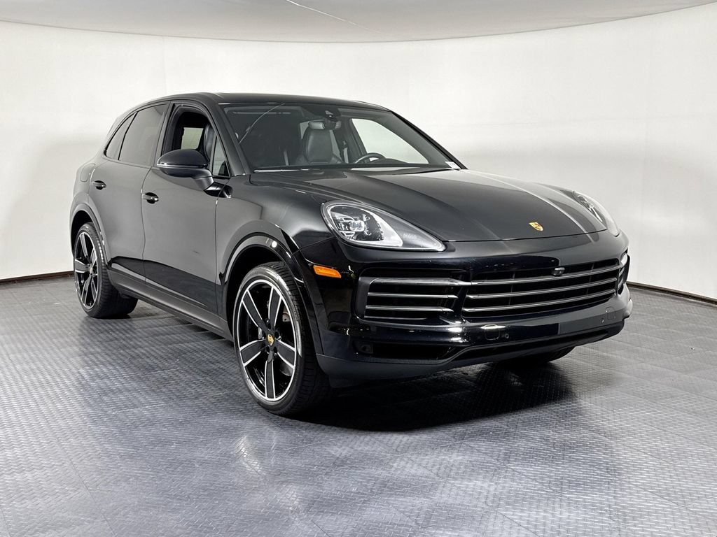 Certified 2023 Porsche Cayenne Platinum Edition AWD/4WD image 9