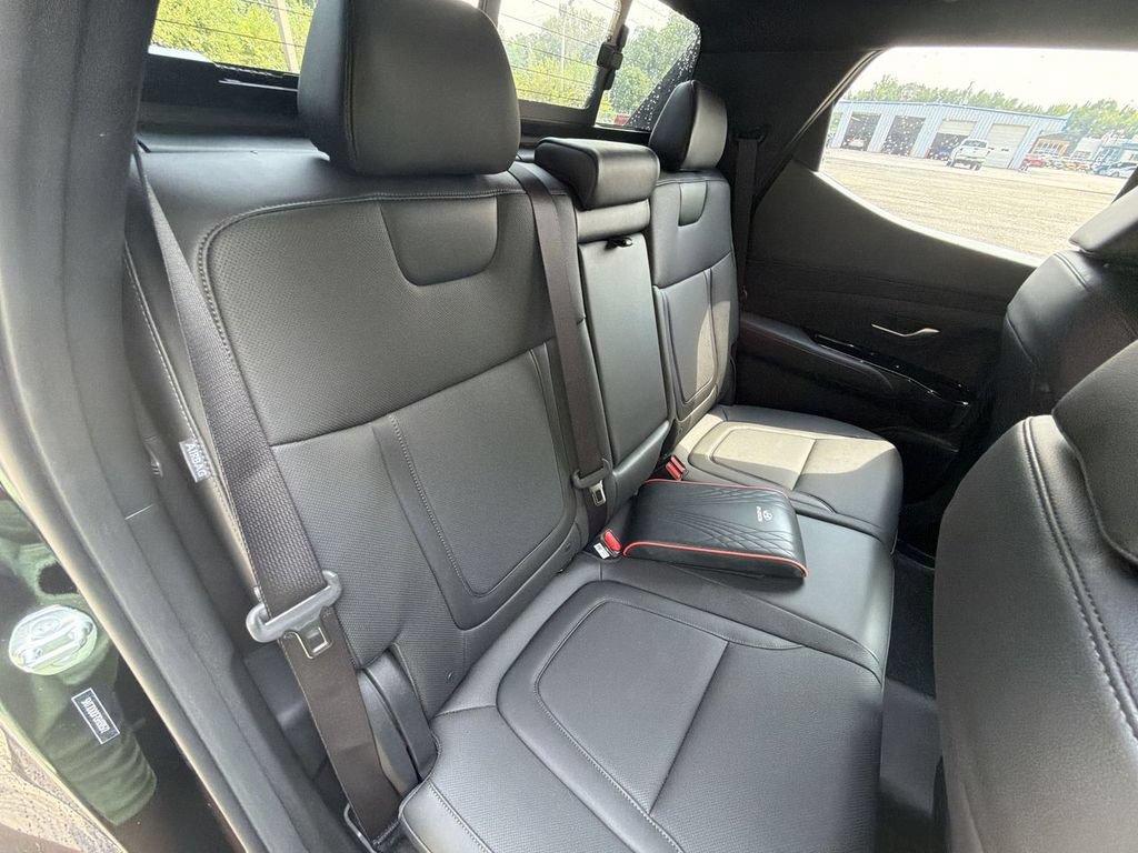 Used 2025 Hyundai Santa Cruz XRT AWD/4WD image 27