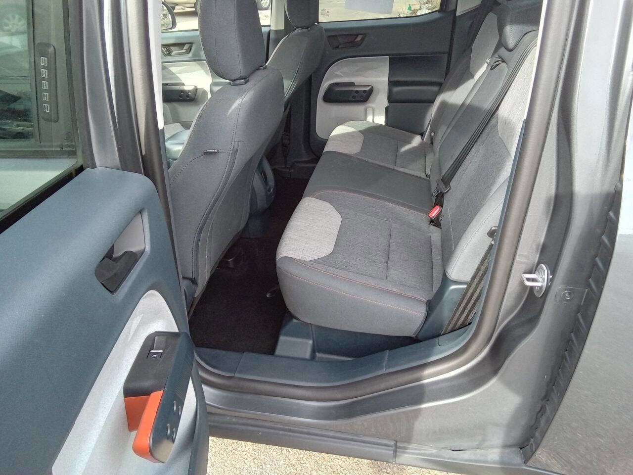 Used 2022 Ford Maverick XLT image 10