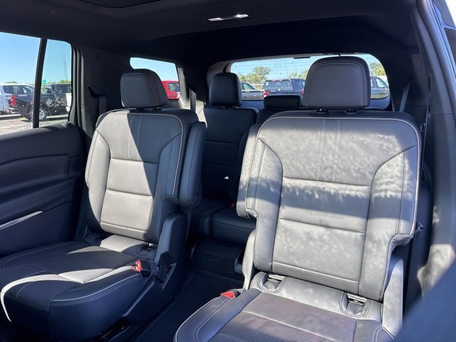 New 2026 Chevrolet Traverse High Country w/ LPO, Floor Liner Package image 16