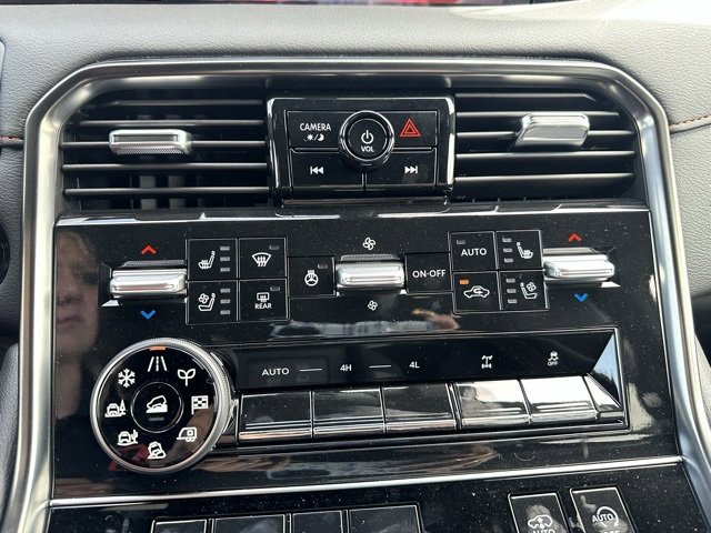 New 2025 Nissan Armada PRO-4X w/ Pro-4X Premium Package image 24