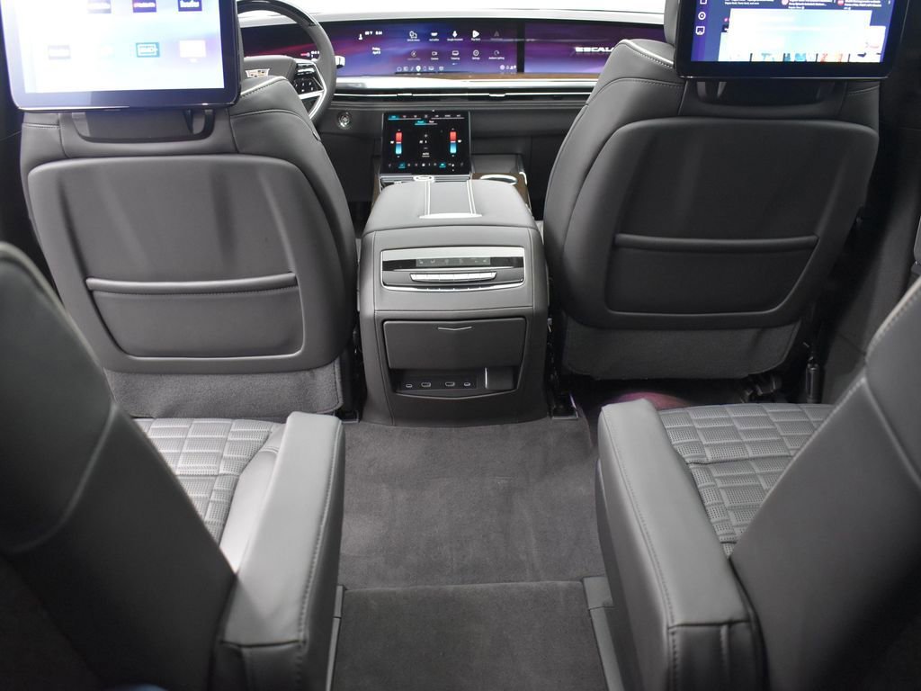 Certified 2026 Cadillac Escalade Platinum Sport w/ LPO, ONYX Package image 33