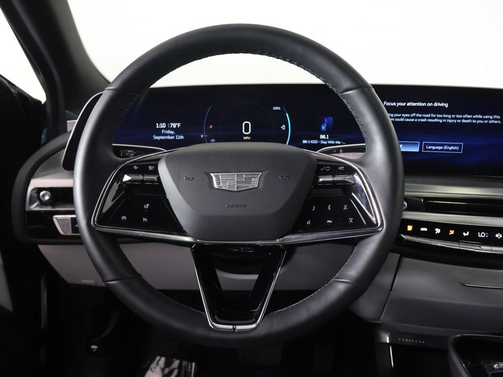 Used 2025 Cadillac Lyriq Luxury RWD image 40