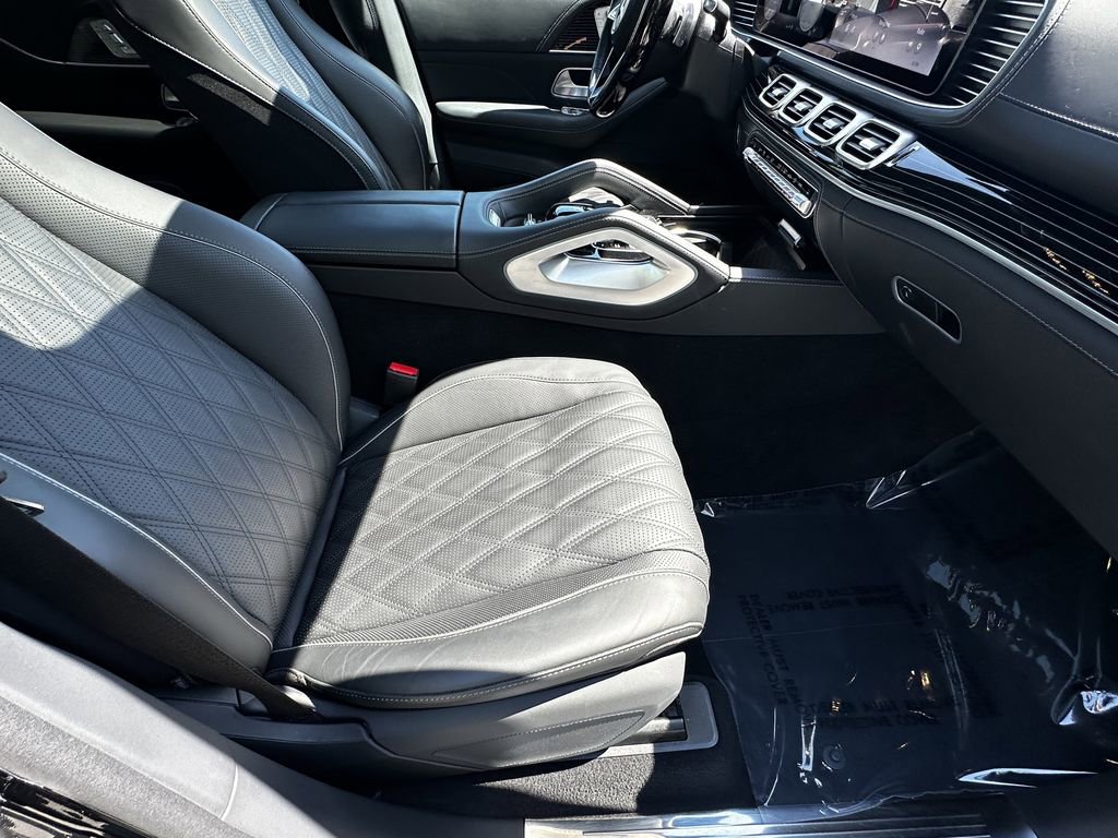 Certified 2024 Mercedes-Benz Maybach GLS 600 4MATIC image 15