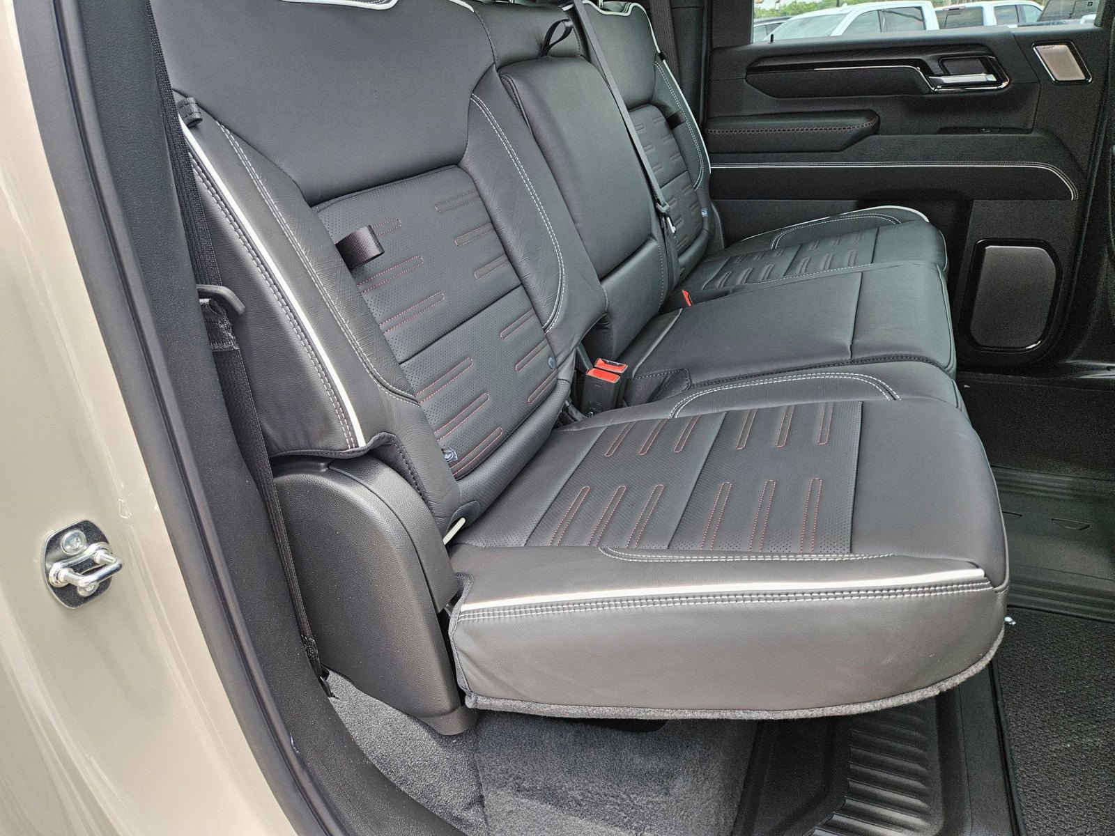 New 2026 GMC Sierra 2500 AT4X AWD/4WD image 28