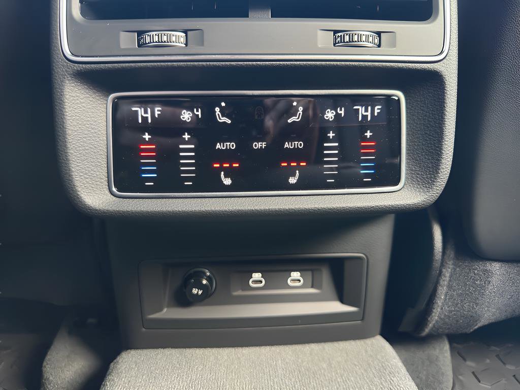 New 2026 Audi Q7 3.0T Premium Plus AWD/4WD image 38