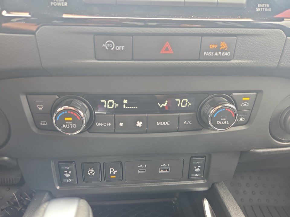 Used 2024 Nissan Frontier SV w/ SV Convenience Package RWD image 22