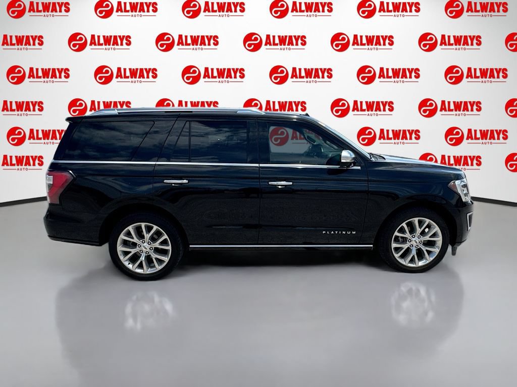 Used 2019 Ford Expedition Platinum RWD image 4