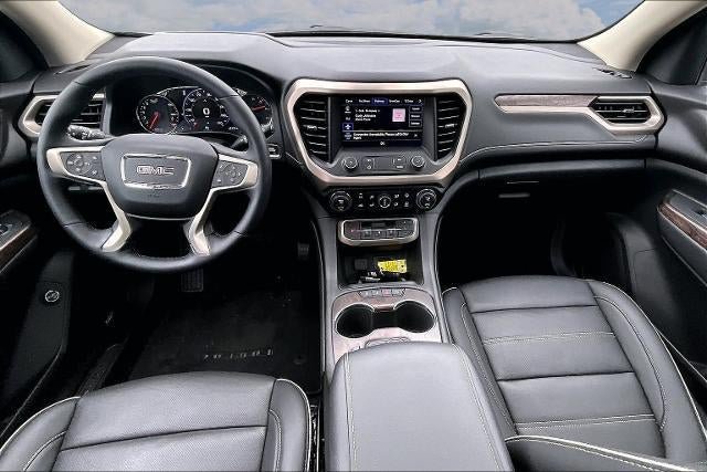 Used 2023 GMC Acadia Denali w/ Denali Ultimate Package AWD/4WD image 7