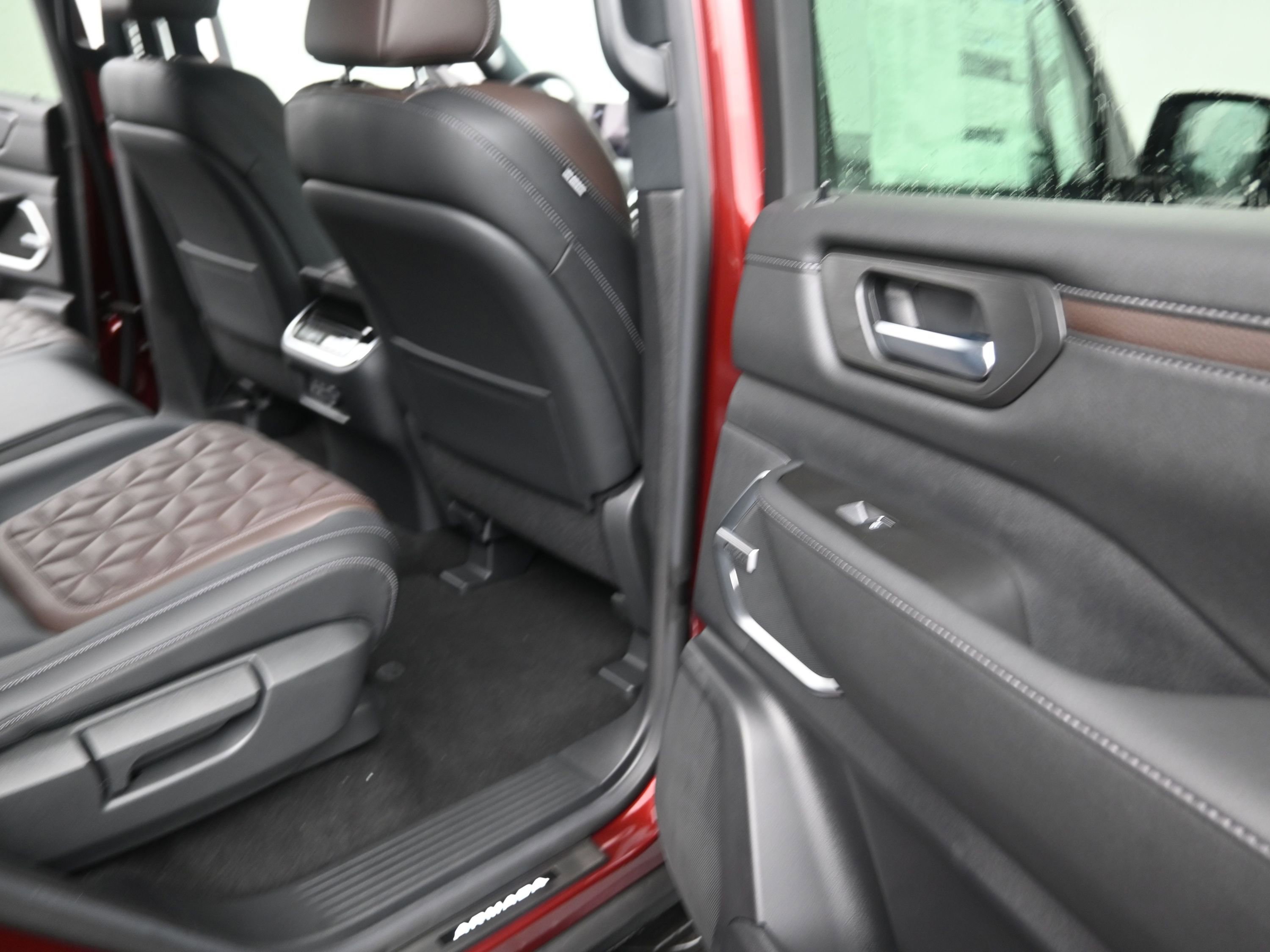 New 2026 Nissan Armada Platinum image 20