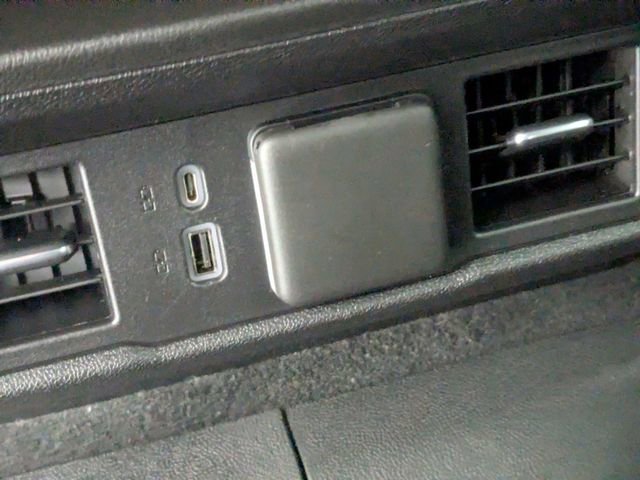 Used 2022 Chevrolet Silverado 1500 RST image 25