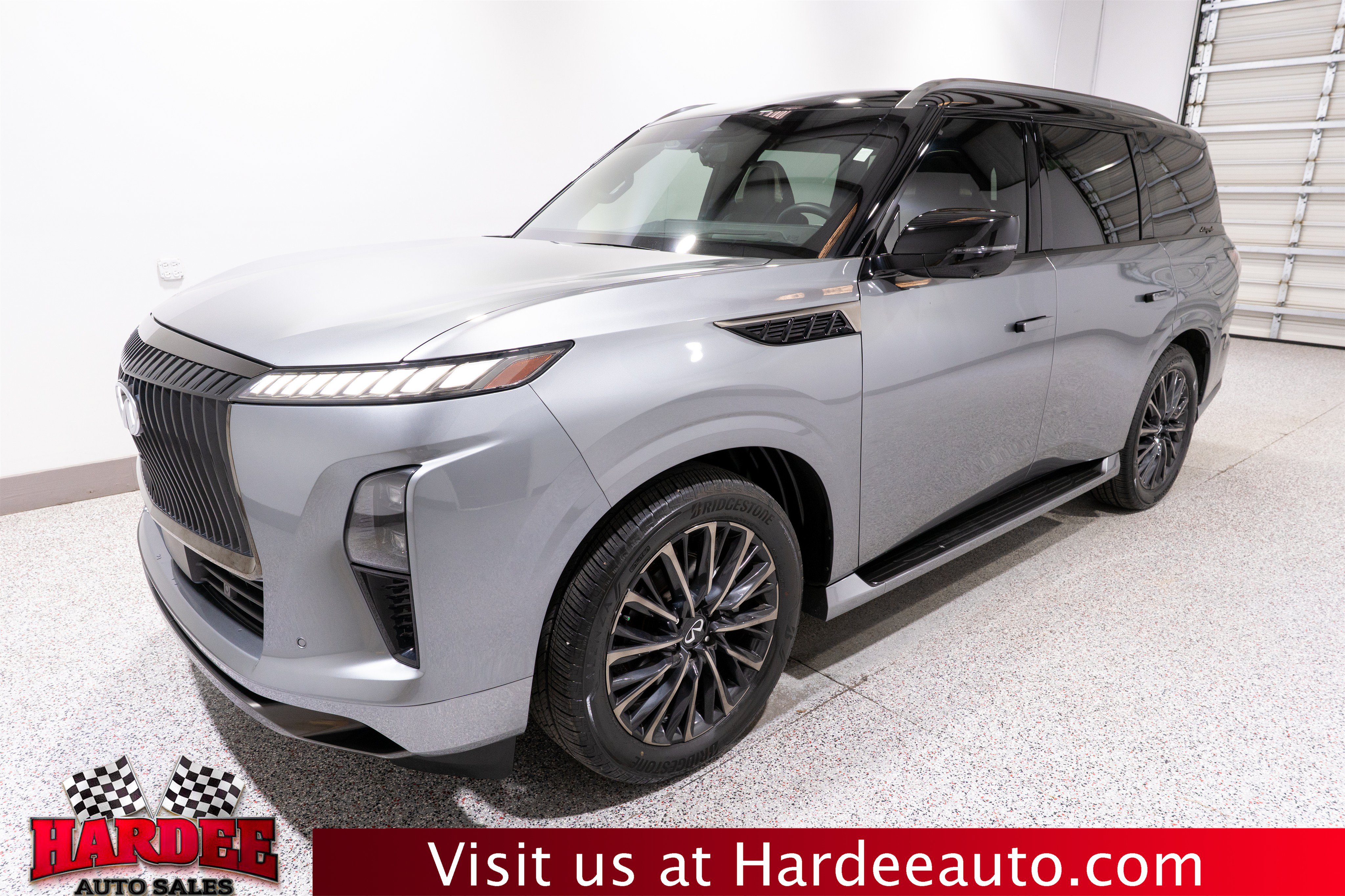 Used 2025 INFINITI QX80 Autograph AWD/4WD image 2