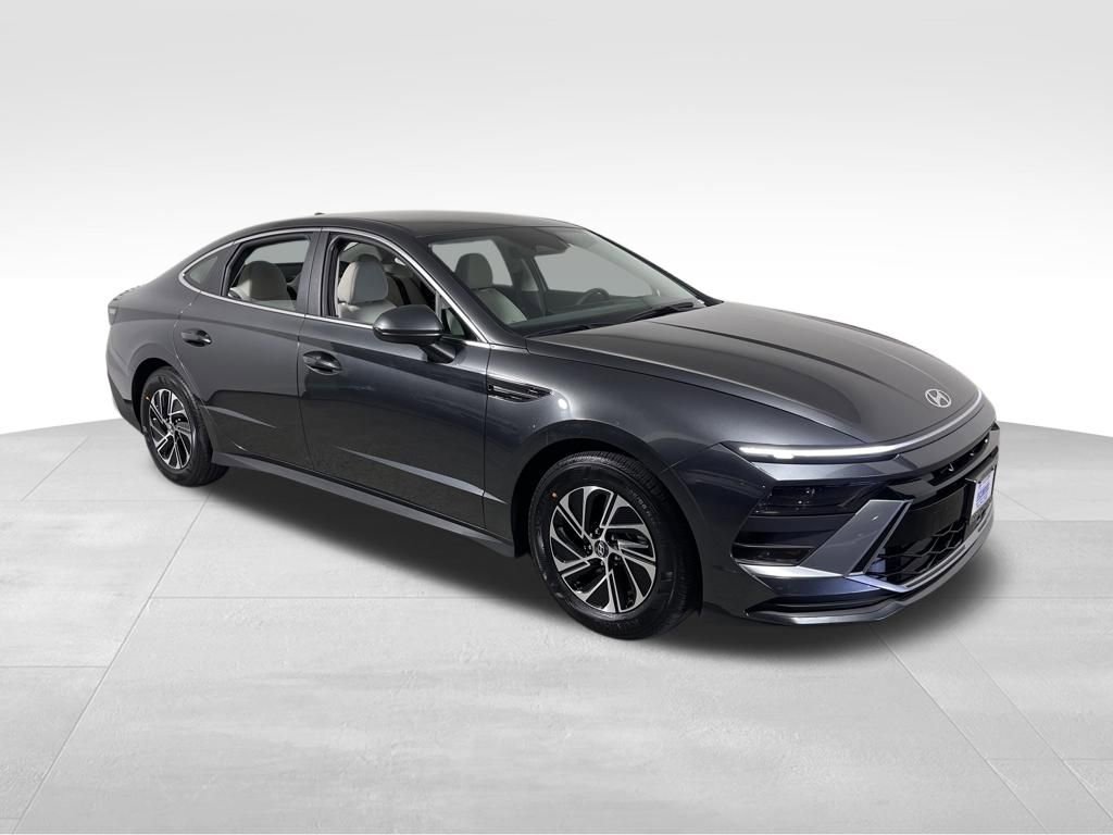 New 2026 Hyundai Sonata Blue FWD image 7
