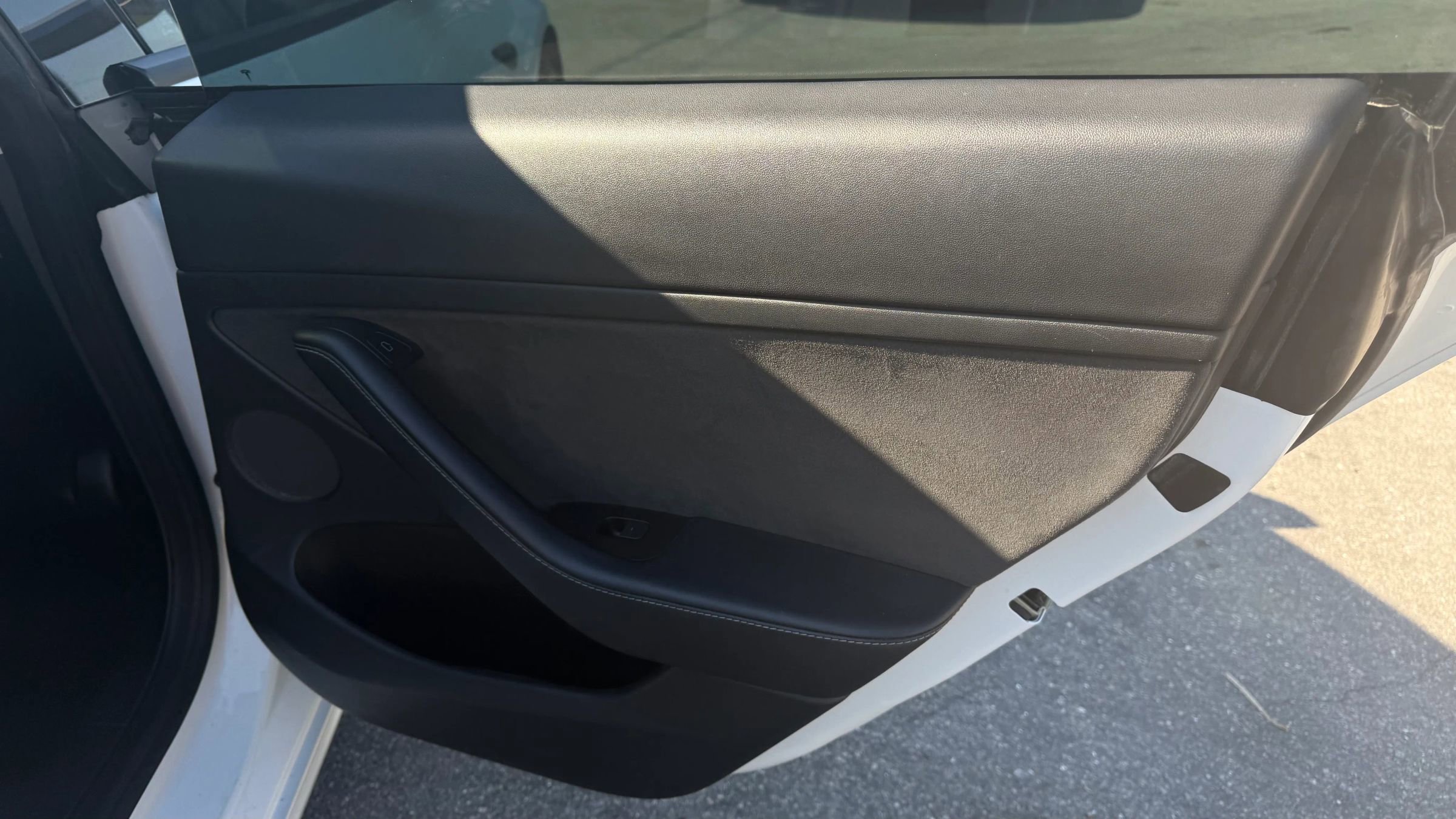 Used 2022 Tesla Model 3 Standard Range RWD image 16