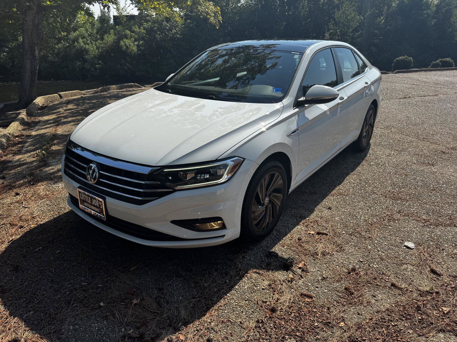 Used 2019 Volkswagen Jetta SEL Premium FWD image 12