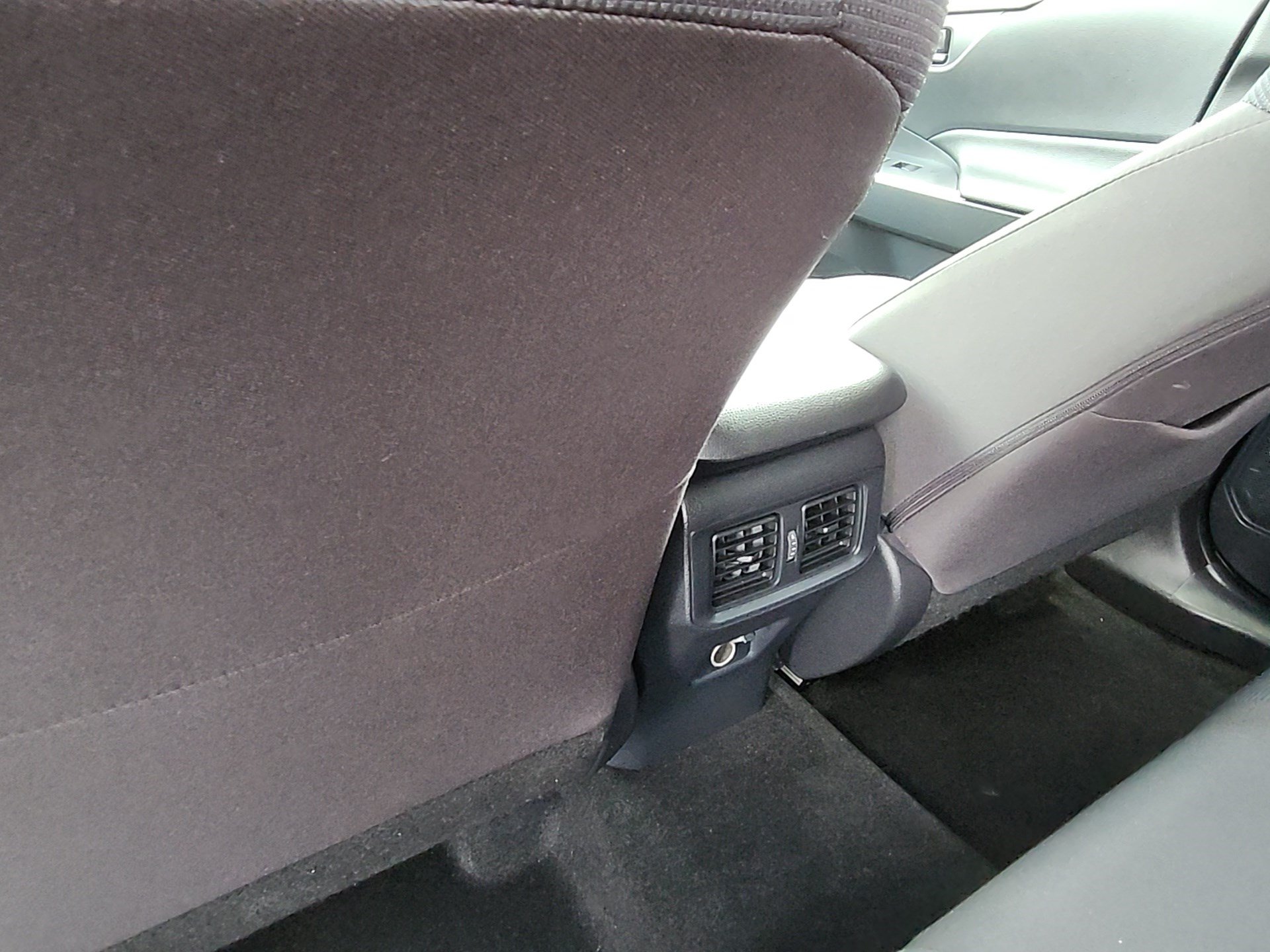Certified 2025 Toyota RAV4 LE AWD/4WD image 23