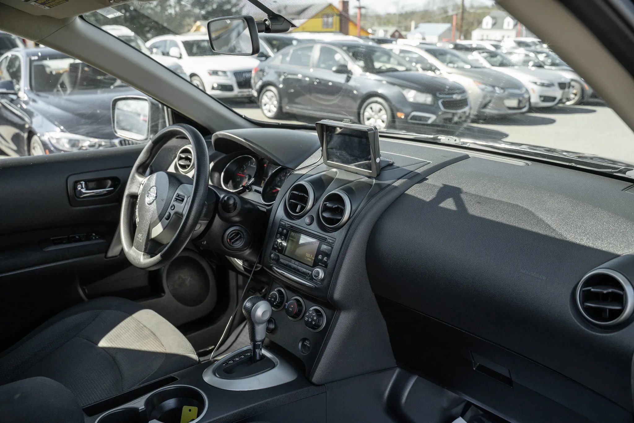 Used 2011 Nissan Rogue SV image 12