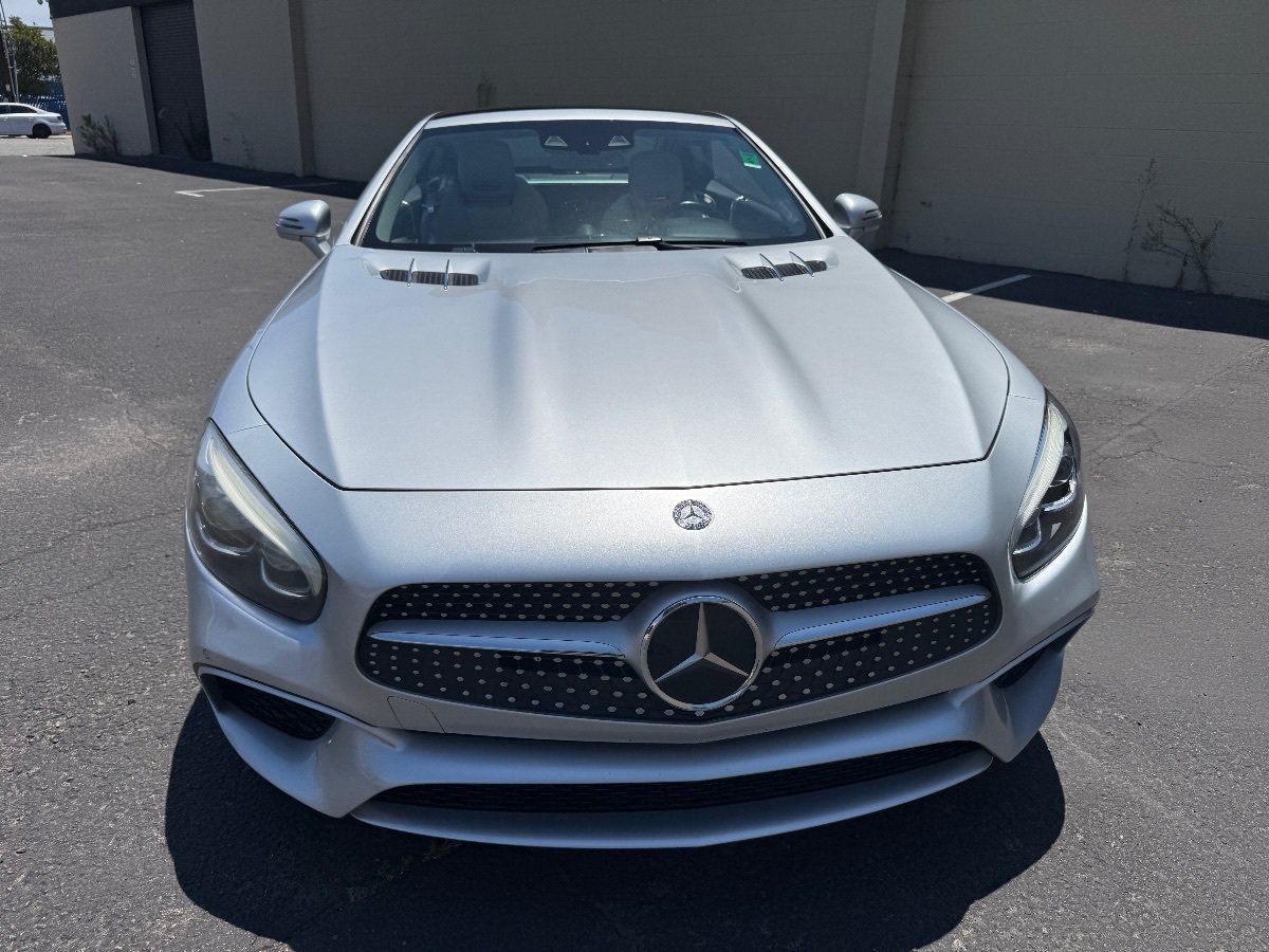 Used 2017 Mercedes-Benz SL 550 w/ Driver Assistance Package image 4