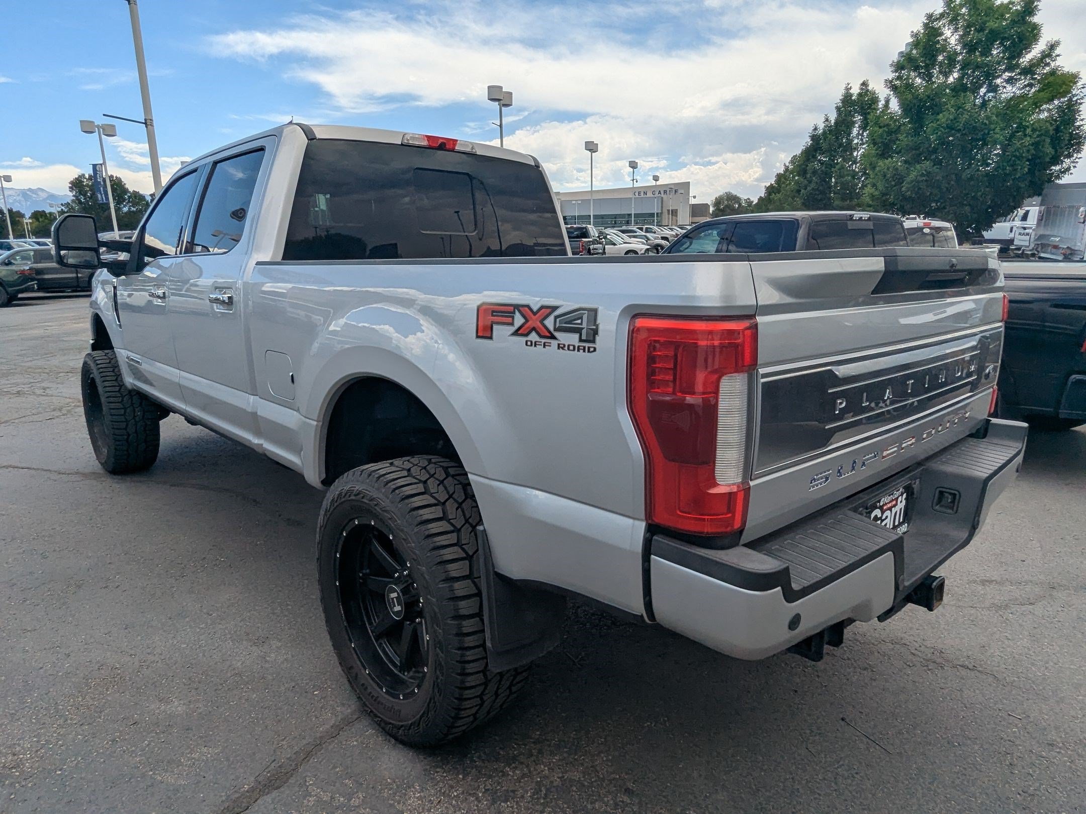 Used 2019 Ford F350 Platinum w/ Platinum Ultimate Package AWD/4WD image 8