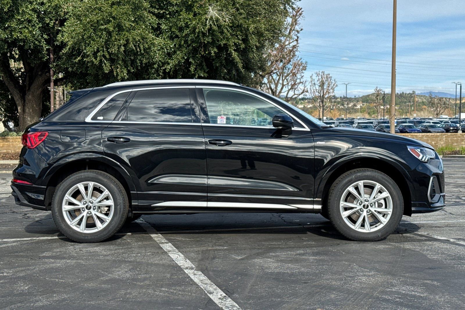 New 2025 Audi Q3 2.0T Premium image 3